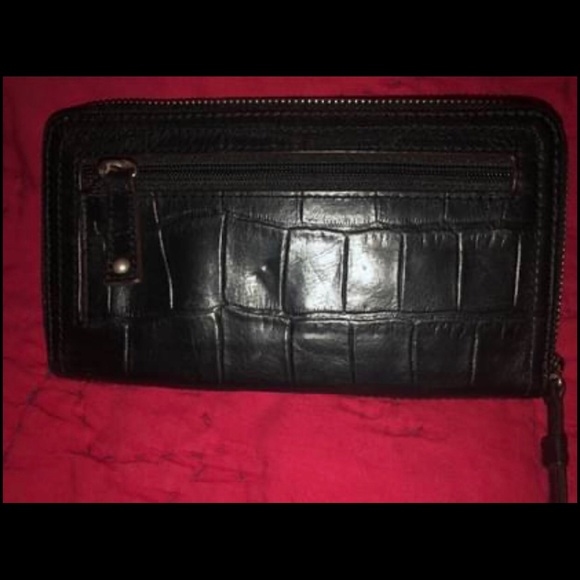 Bruce Makowsky leather wallet. - Picture 2 of 5